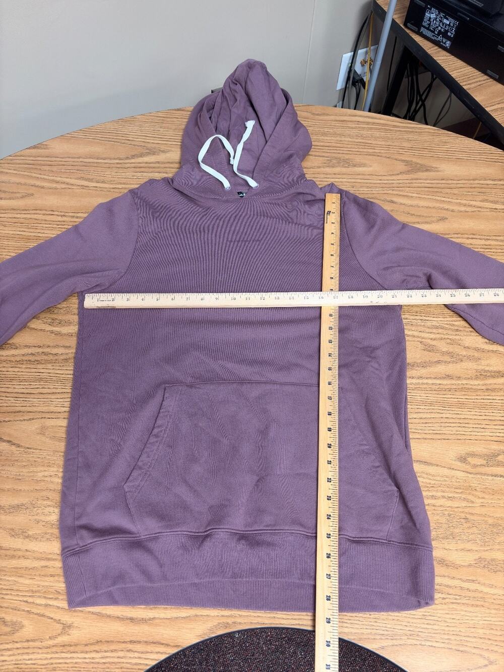 TravisMathew Cloud Hoodie Men’s Large Purple Pullover Hooded Sweatshirt